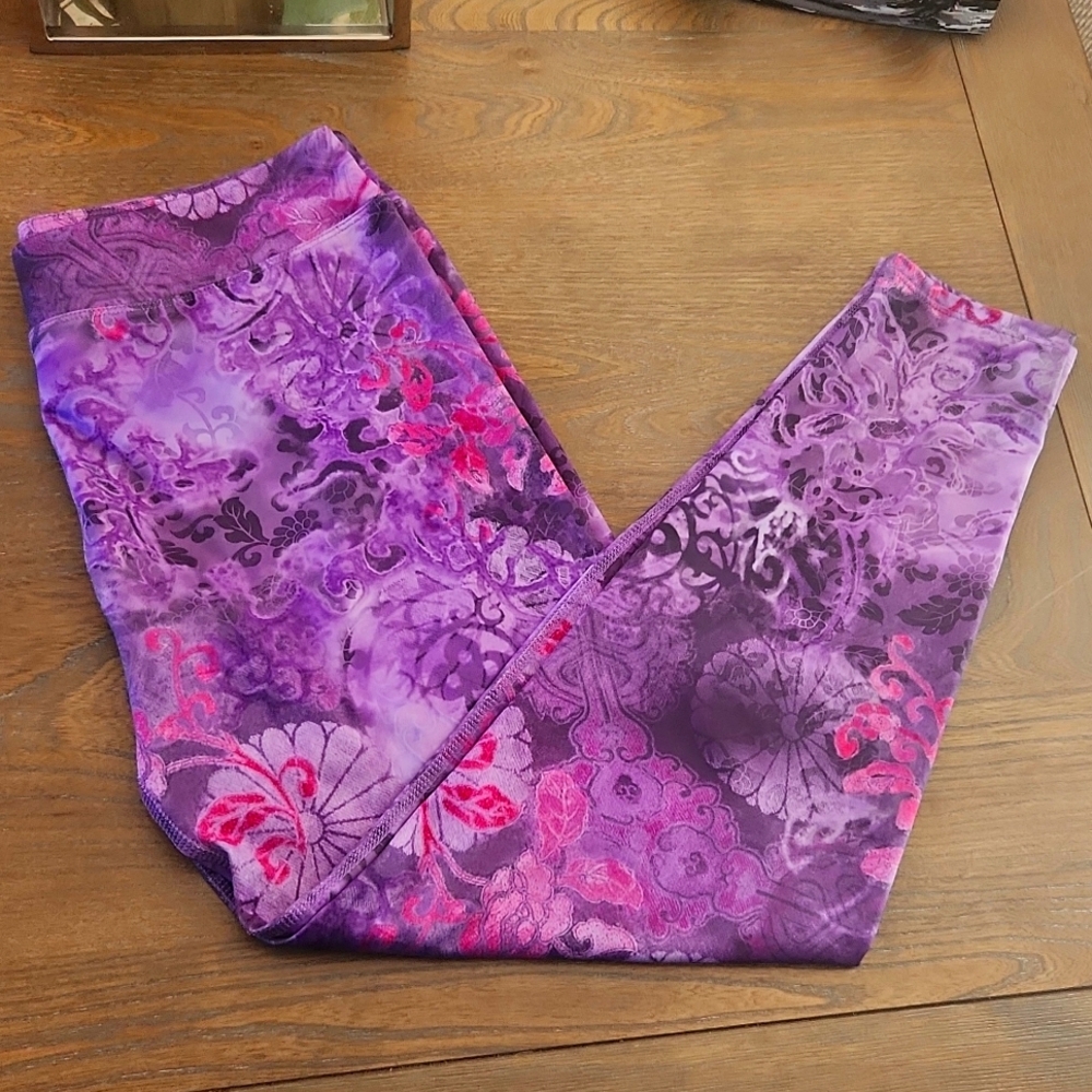 Multi colored leggings